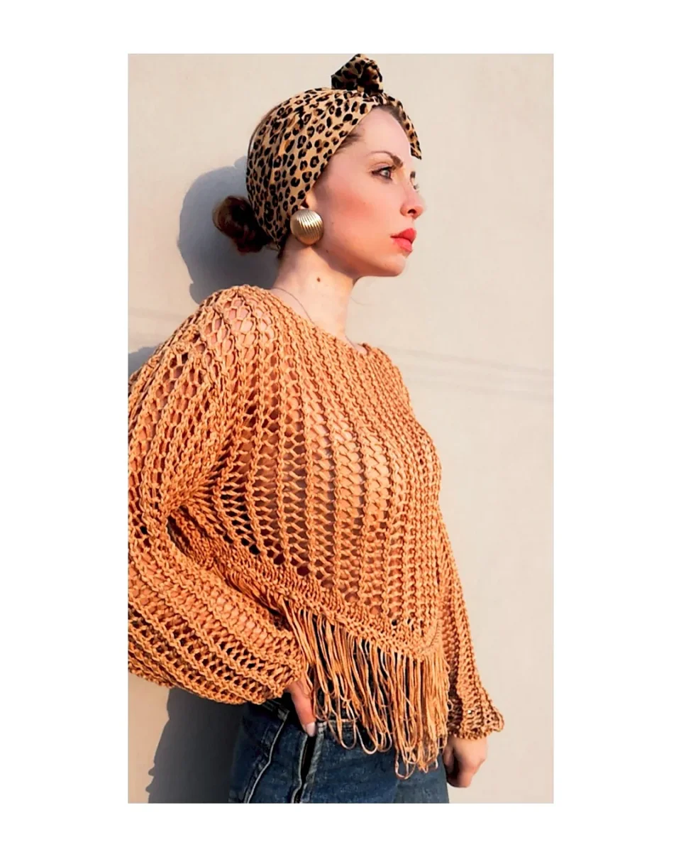 Maglioncino traforato con frange! - immagine 4