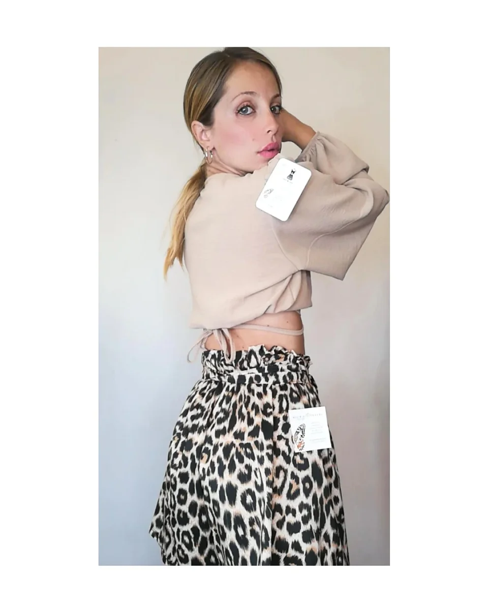 Maglia crop con laccio! - immagine 3