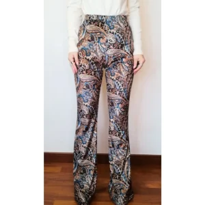 Pantalone jacquard in vellutino a zampa!