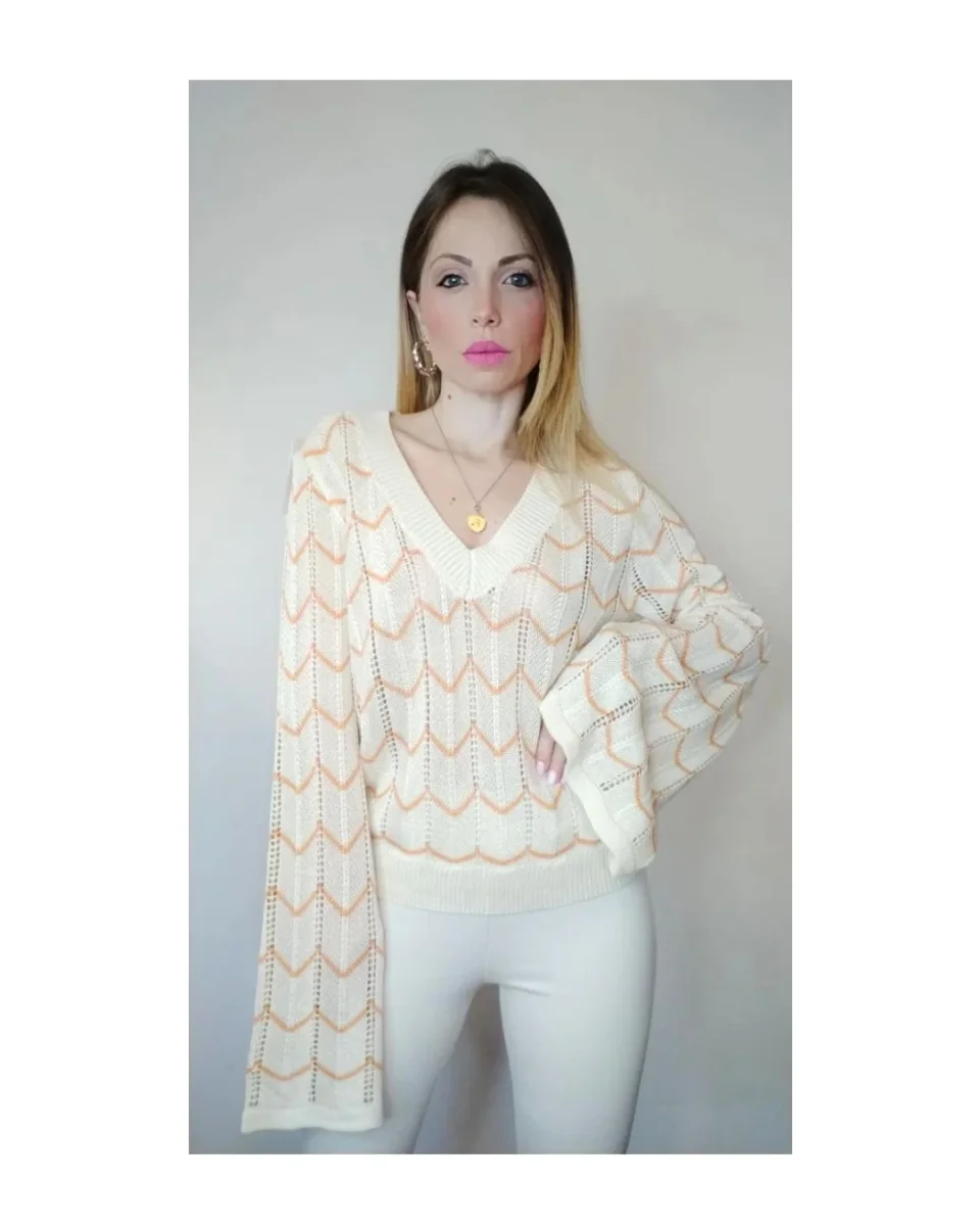 Maglioncino traforato misto viscosa/cotone manica a campana! - immagine 2