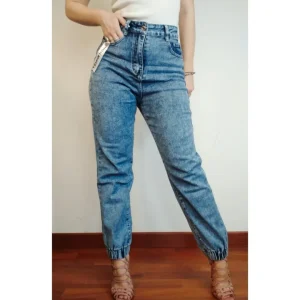 Jeans mom fit baloon con polsino elastico!