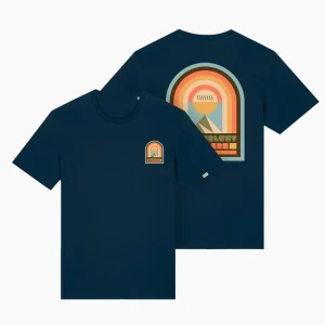 T-Shirt classica - Wanderlust Wonders