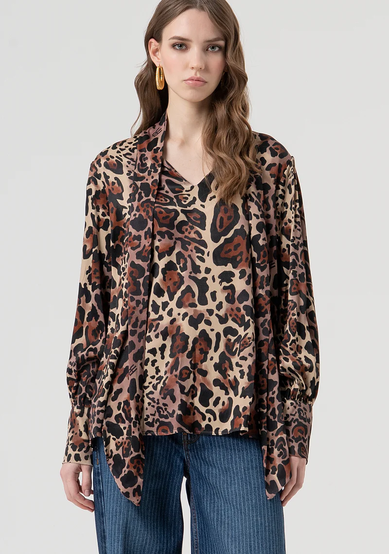 Blusa regular in fantasia animalier - immagine 3