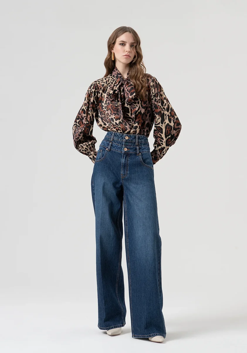 Blusa regular in fantasia animalier - immagine 6