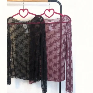 Maglia trasparente in pizzo!